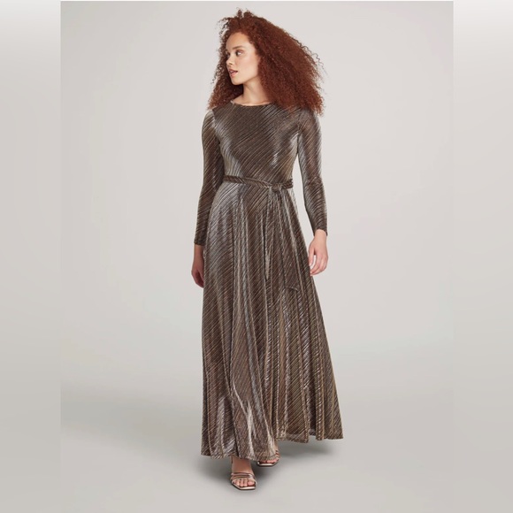 ANNE KLEIN Gold/Black Printed Mesh Long Sleeve Maxi Dress. Size Large. - Picture 1 of 3